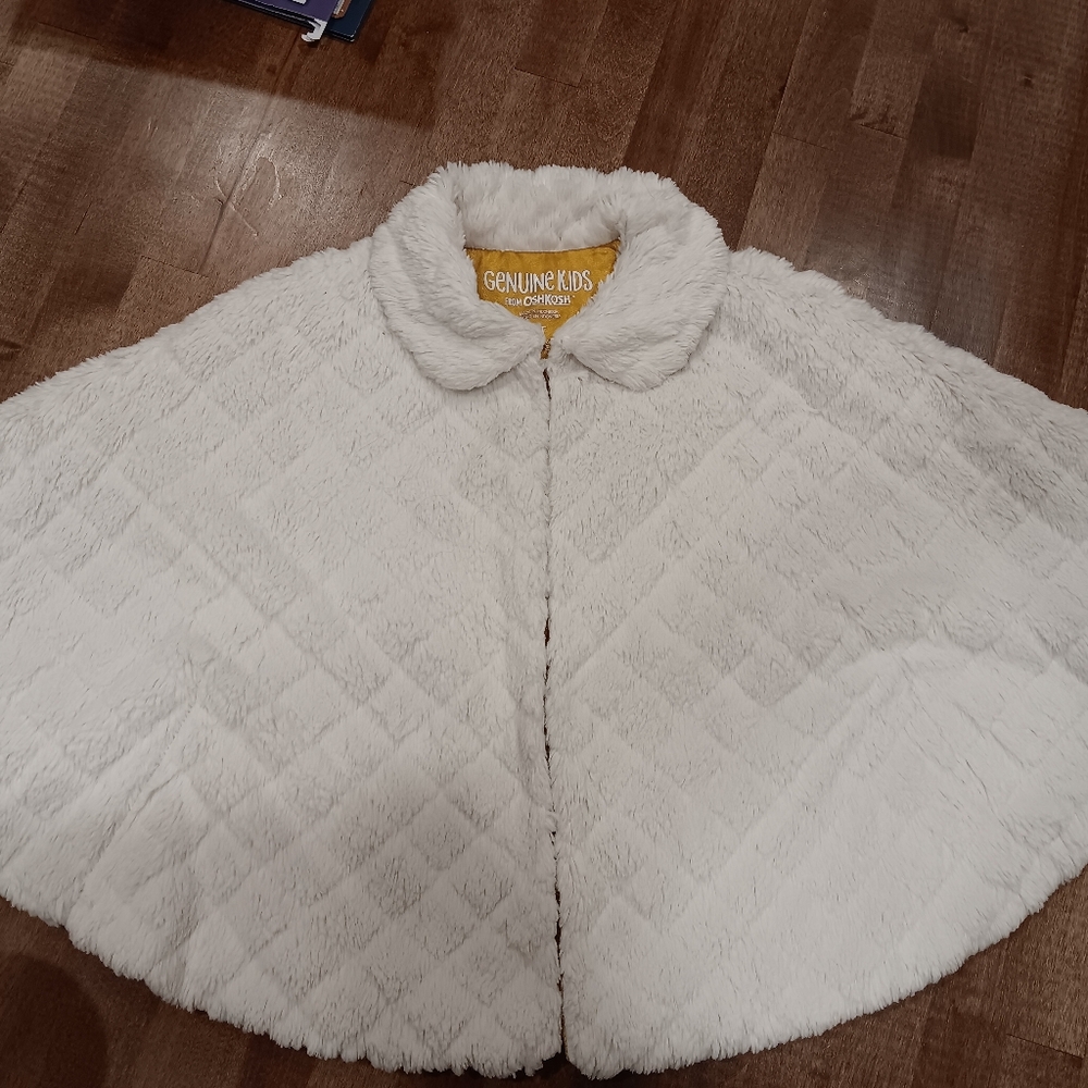 OshKosh B'gosh White/cream Faux Fur Cape